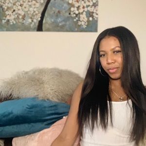 Meet your Posher, Frances